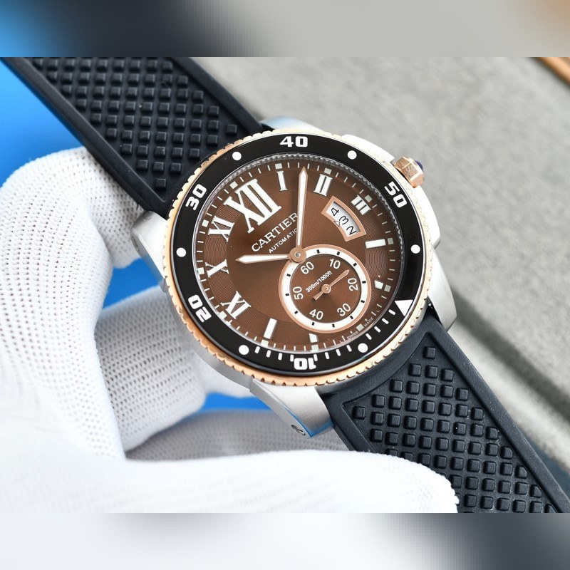 Cartier Calibre de Cartier Diver Replica Watch Premium Quality Timepiece-3