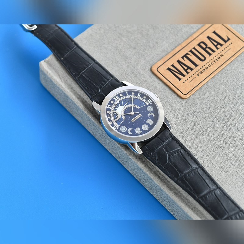 Cartier Calibre de Cartier Series Two-Hand Unique Design-6