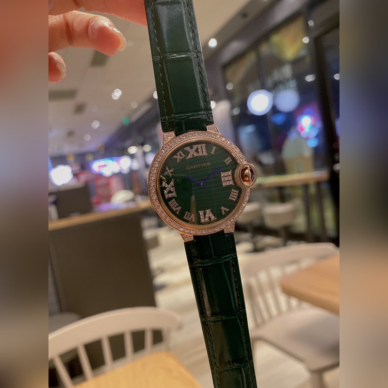 Cartier Ballon Bleu Two-Hand Pearl MOP Dial Luxury Elegant Replica Watch-3