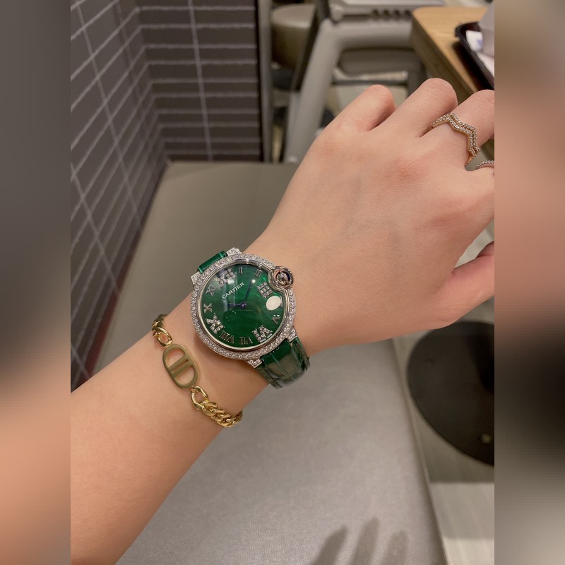 Cartier Ballon Bleu Two-Hand Mother of Pearl Dial Luxury Replica Watch-6