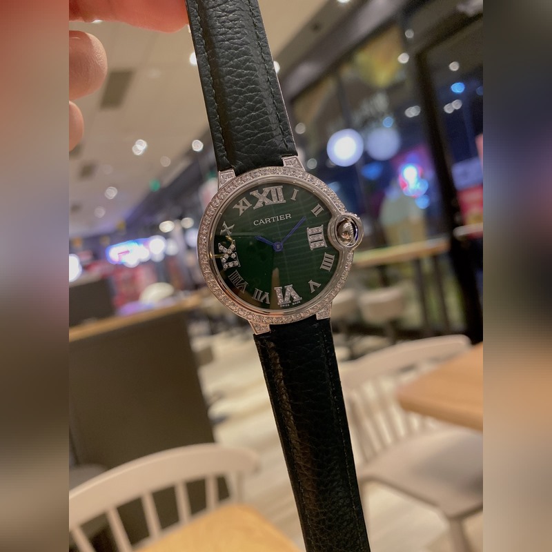 Cartier Ballon Bleu Two-Hand Pearl MOP Dial Luxury Elegant Replica Watch-7