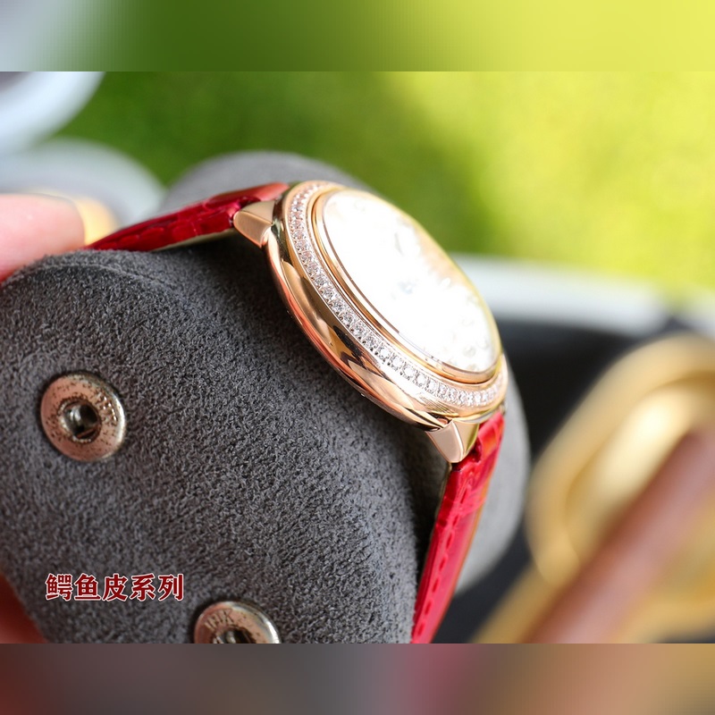 Cartier Ballon Bleu Series 33 36 Genuine Alligator Leather Quality Replica Watch-6