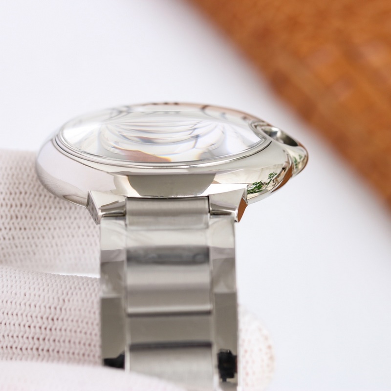 Cartier Ballon Bleu Series Men's 42mm Premium Replica with Citizen Movement-8