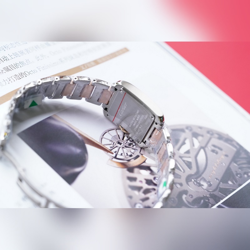 Cartier Tank Anglaise 18K Gold Classic Replica Watch 5-Year Warranty-5