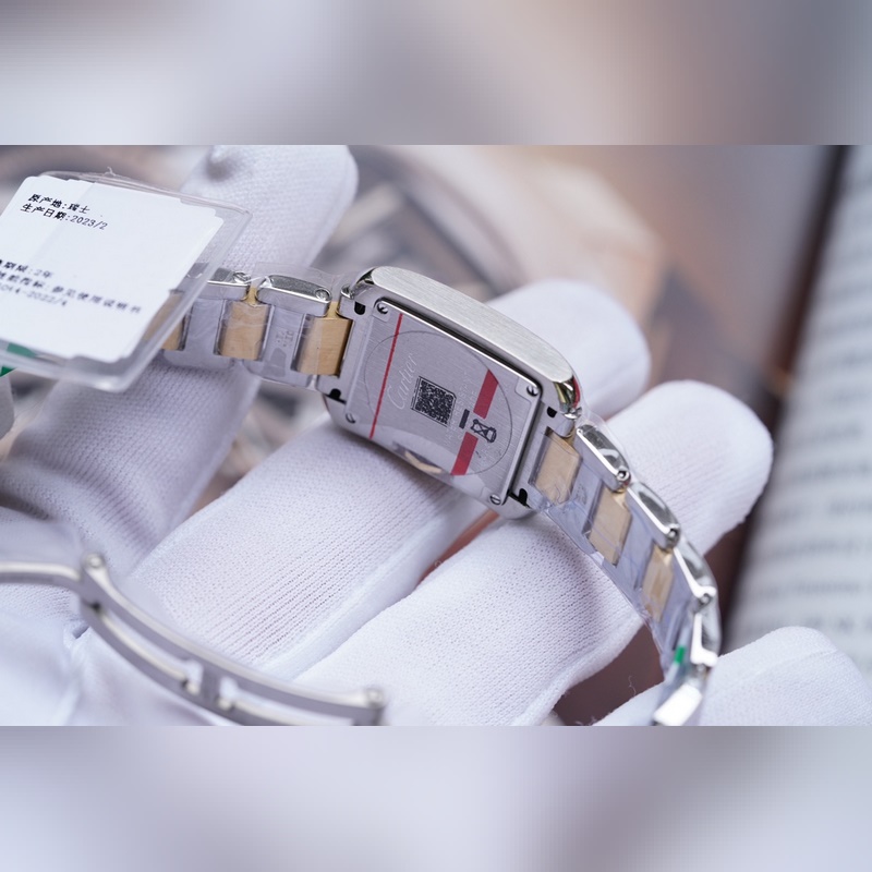 Cartier Tank Anglaise 18K Gold Replica Watch 5-Year Warranty-7