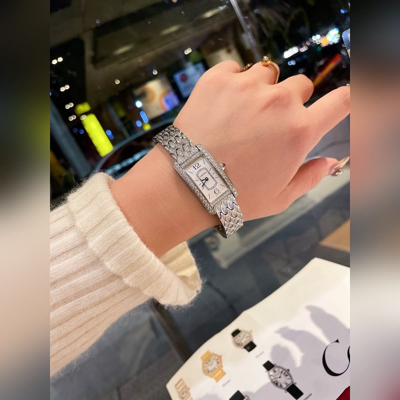 Cartier Tank AmEricaine Mini Diamond Luxury Replica Watch-5