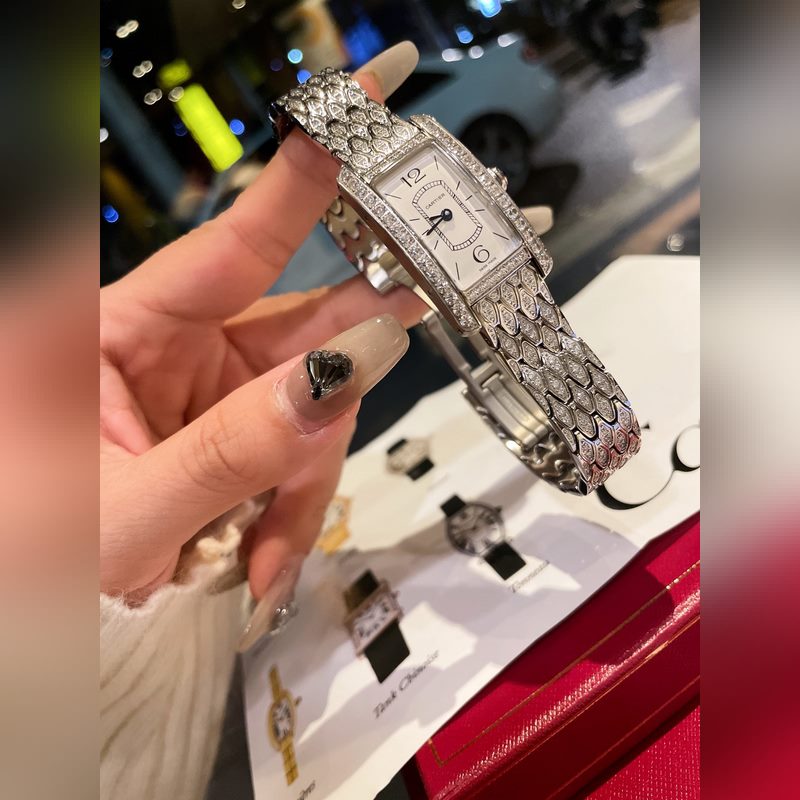 Cartier Tank AmEricaine Mini Diamond Luxury Replica Watch-7