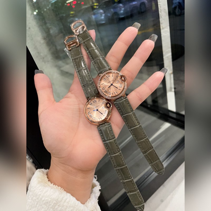 Cartier Ballon Bleu 33mm Quartz Replica Watch Exquisite Craftsmanship-6