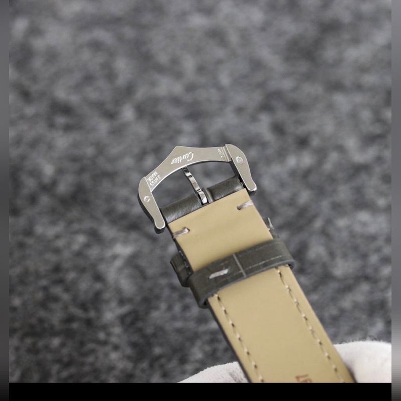 Cartier Santos-Dumont Litchi Leather Strap in Three Sizes Large Medium Small-7