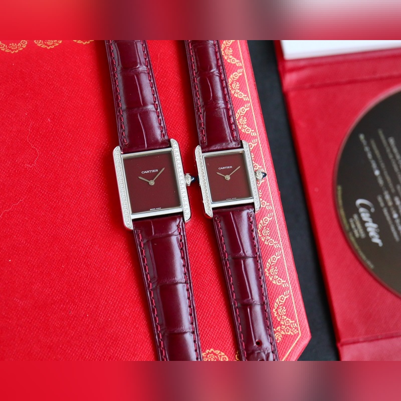 Cartier Tank Must Replica Watch 33.7*25.5mm Stylish and Iconic-4