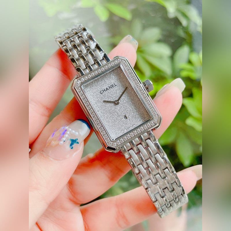 CHANEL BOY FRIEND Moon&Star Replica Watch Quality Timepiece-4