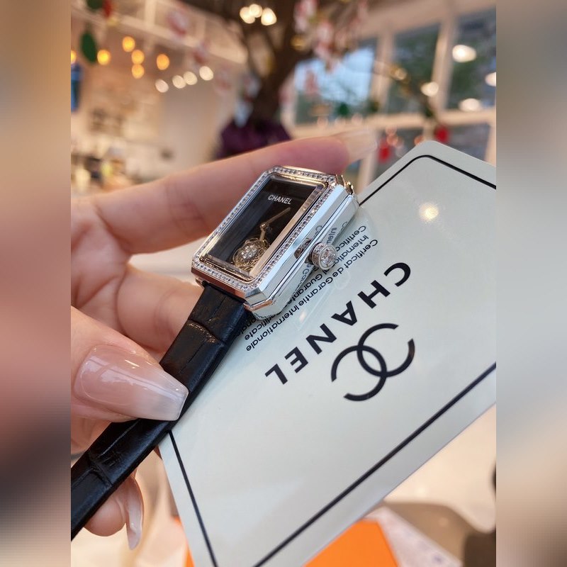 Chanel BOY·FRIEND Series Quality Luxury Replica Watch with Distinctive Design-2