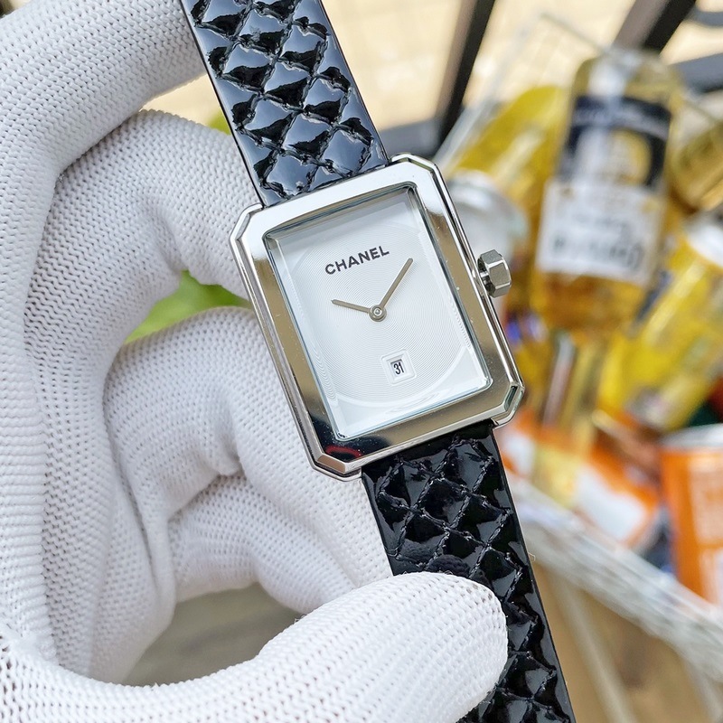 CHANEL Boy Friend Women's Replica Watch Stylish British Design-3