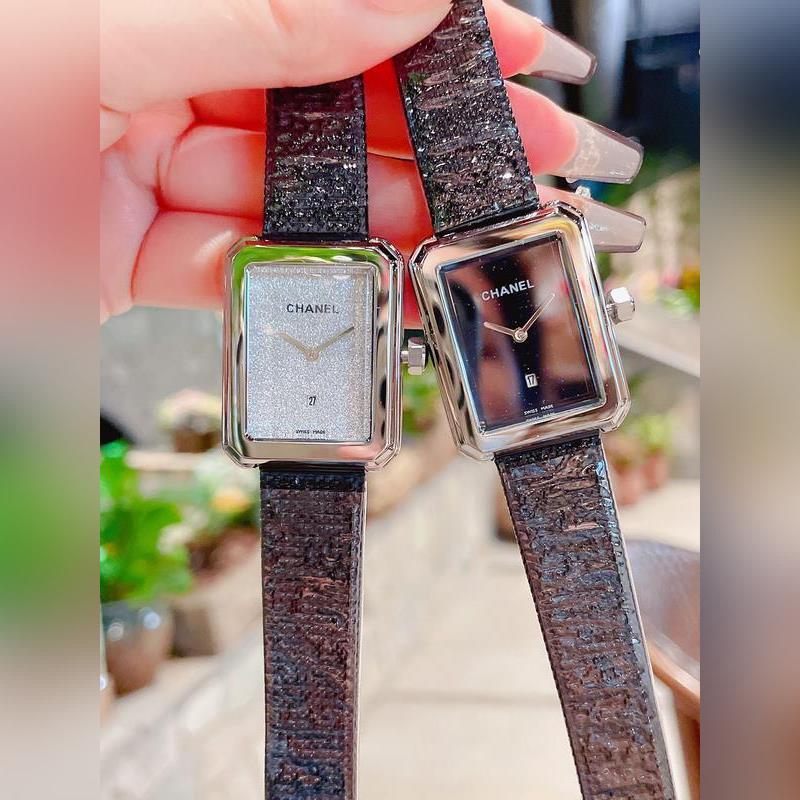 CHANEL BOY FRIEND Moon&Star WristReplica Watch Elegant Timepiece-4