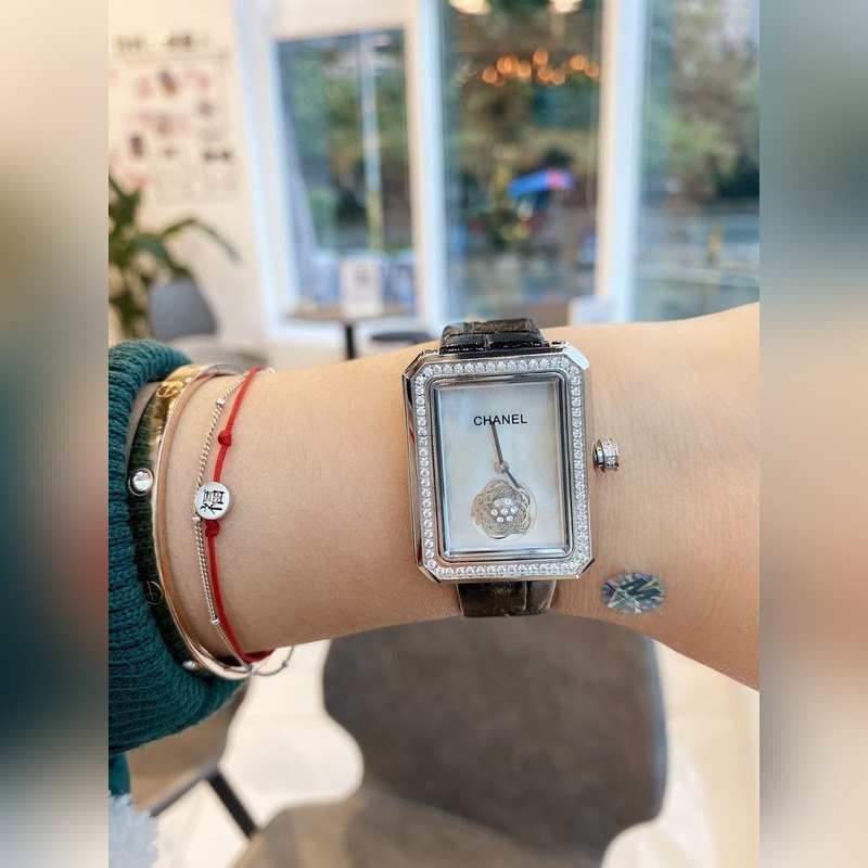 CHANEL Boy Friend Series Replica Watch Luxury Timepiece Excellence-5