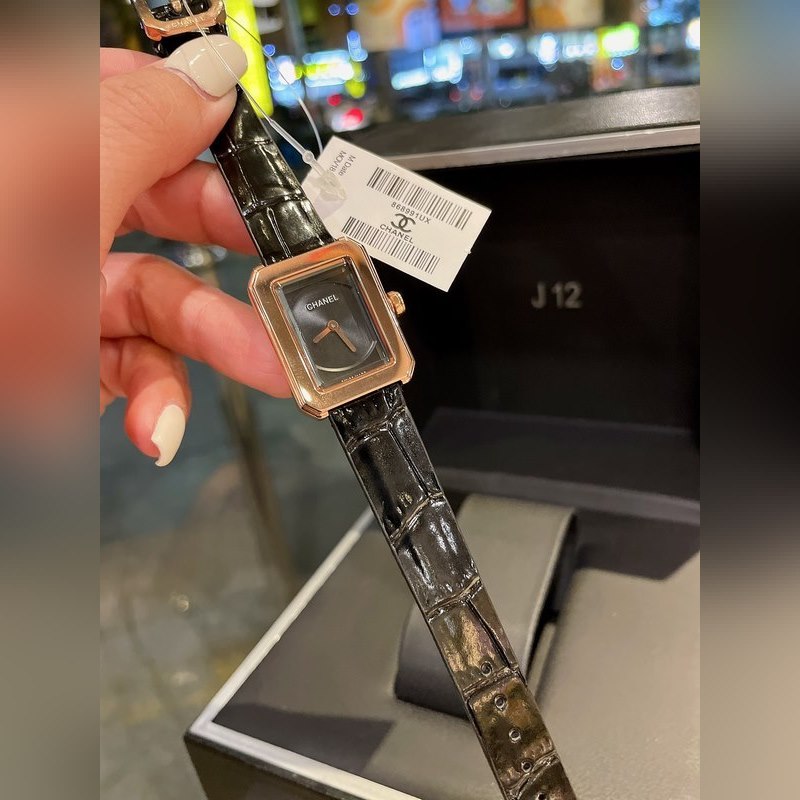 Chanel Boyfriend Small Replica Watch Elegant Timepiece with Premium Quality-7