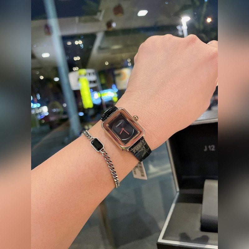 Chanel Boyfriend Small Replica Watch Elegant Design and Quality Craftsmanship-5