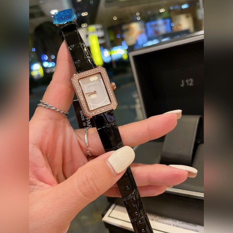 Chanel Boyfriend Small Replica Watch Elegant Design and Quality Craftsmanship-2