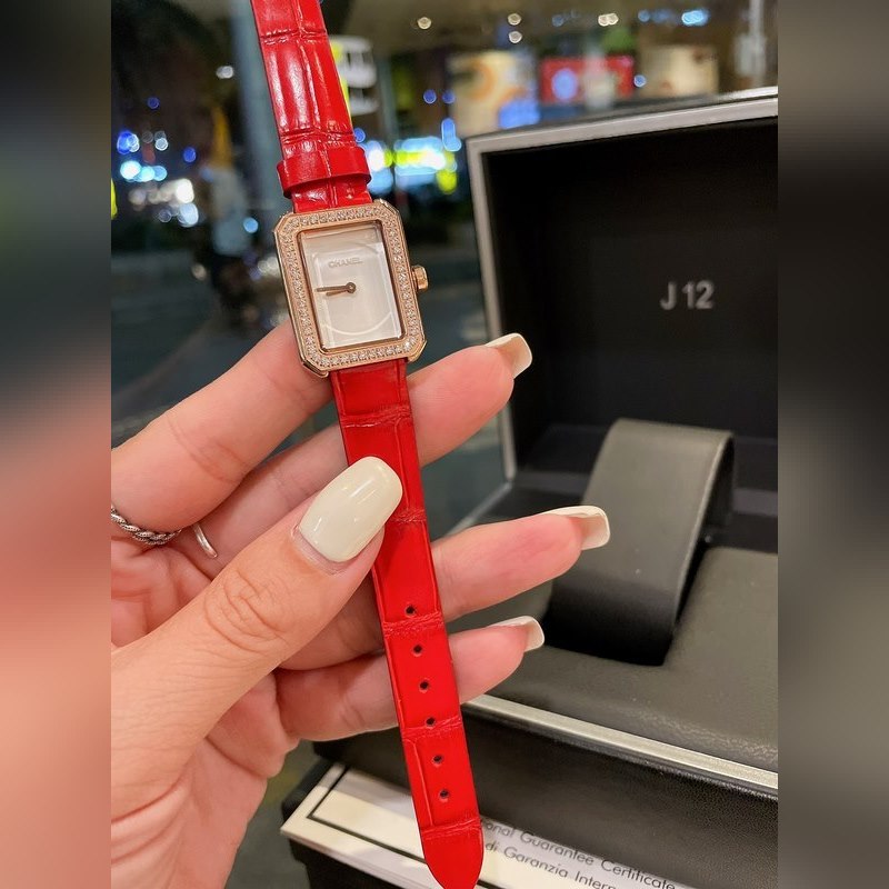 Chanel Boyfriend Small Replica Watch Elegant Design and Quality Craftsmanship-3