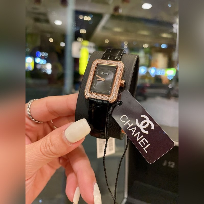 Chanel Boyfriend Small WristReplica Watch Elegant Design Quality Craftsmanship-2