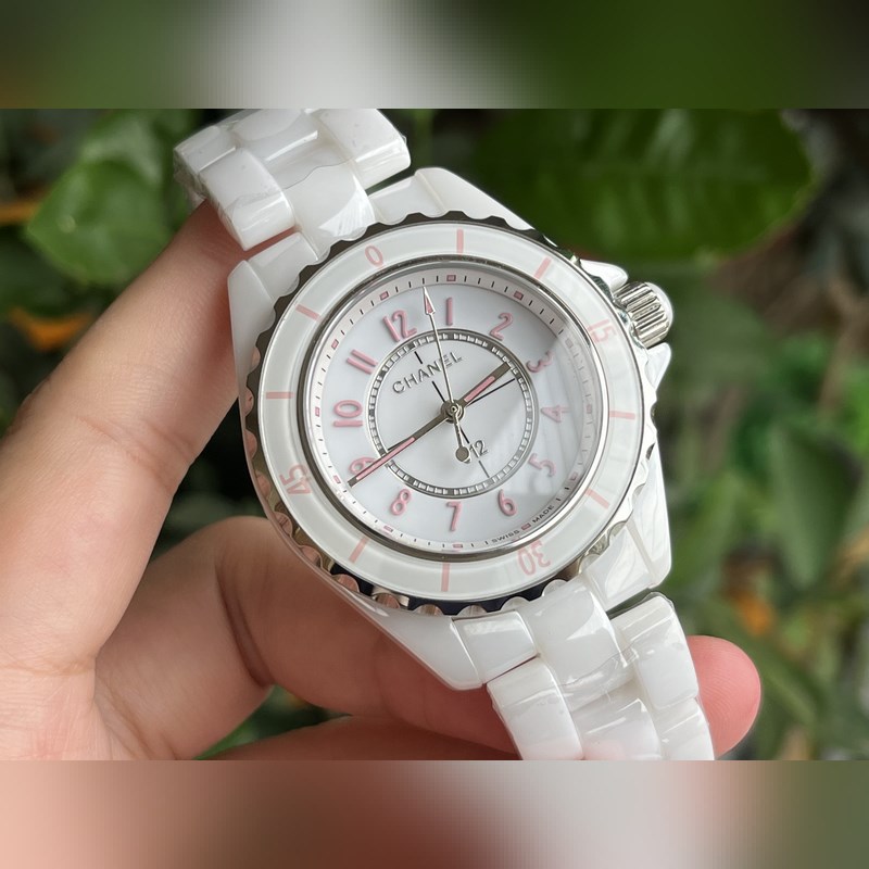 CHANEL J12 Pink Quartz Replica Watch with Heart Design-5