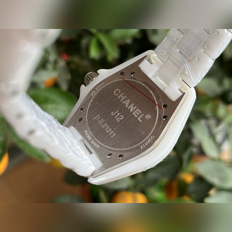 CHANEL J12 Pink Quartz Replica Watch with Heart Design-6