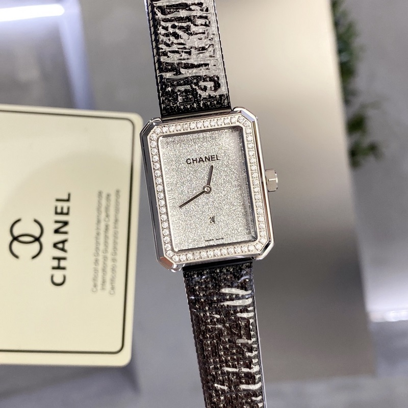 Chanel Boy Friend Collection 2022 Celestial Elegance-4