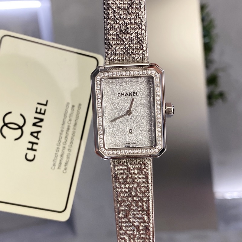 Chanel Boy Friend Collection 2022 Celestial Elegance-6