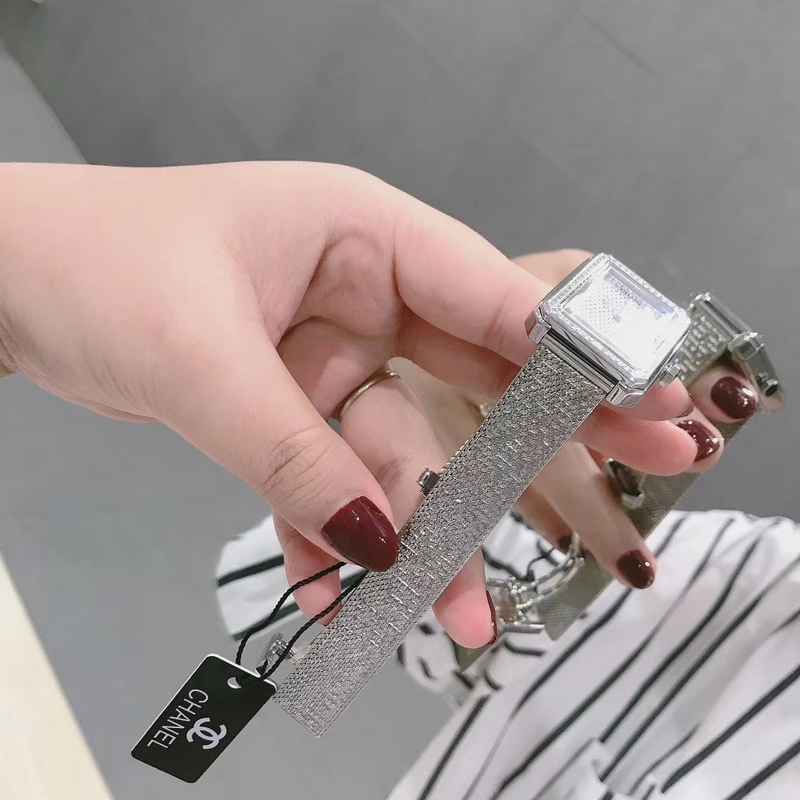 Chanel Boy Friend EED Replica Watch Playful Lines and Quality Design-7