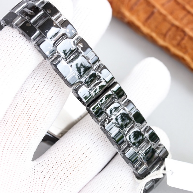 Chanel J12 38mm Replica Watch Unisex Ceramic Timepiece-7