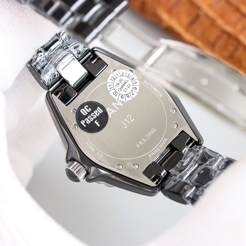 Chanel J12 38mm Replica Watch Unisex Ceramic Timepiece-8