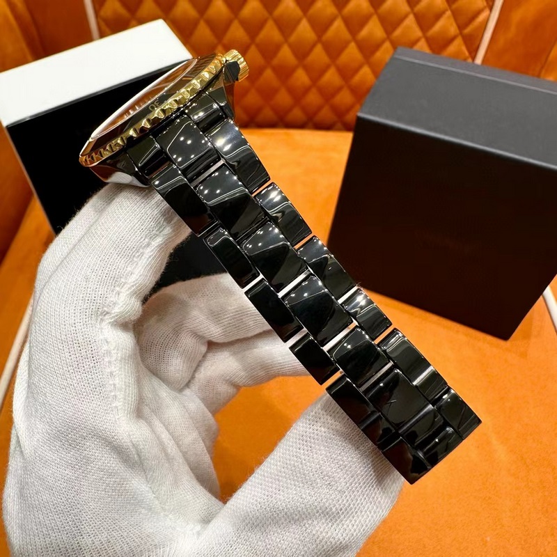 Stunning Chanel J12 Series Replica Watch in Classic Black and Refreshing White-2