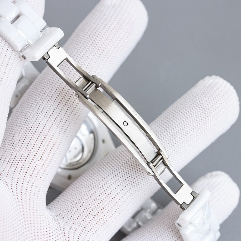 Chanel J12 33mm Super Ceramic Replica Watch Goddess Edition Exquisite Craftsmanship-7