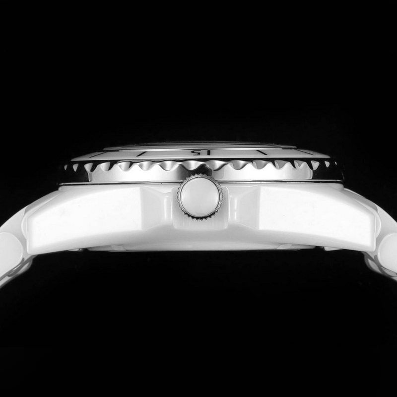 Chanel J12 33mm Women's Replica Watch Super Ceramic Masterpiece Quality-5