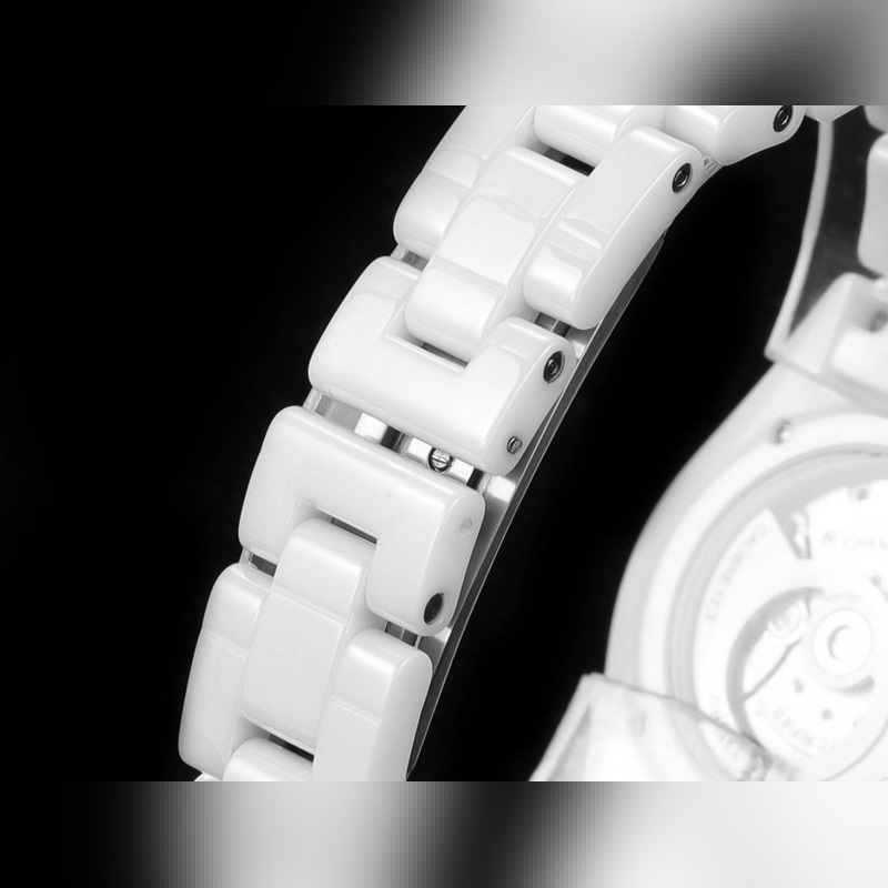 Chanel J12 33mm Women's Replica Watch Super Ceramic Masterpiece Quality-6