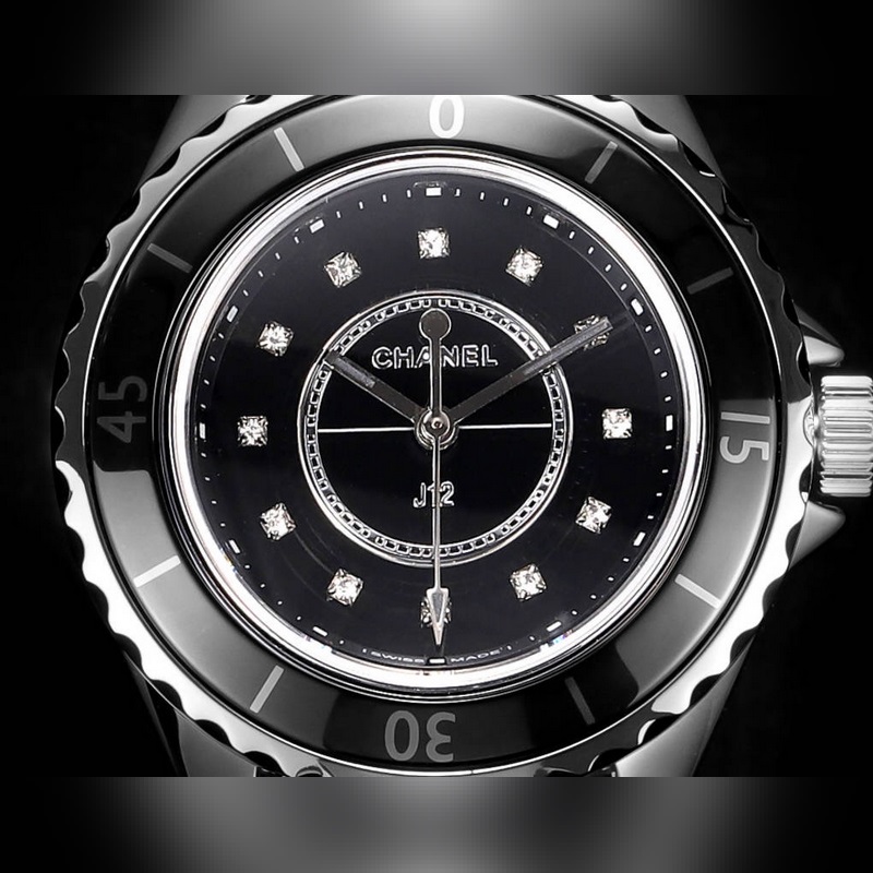 Chanel J12 33mm Replica Watch Super Ceramic Exquisite Craftsmanship-3