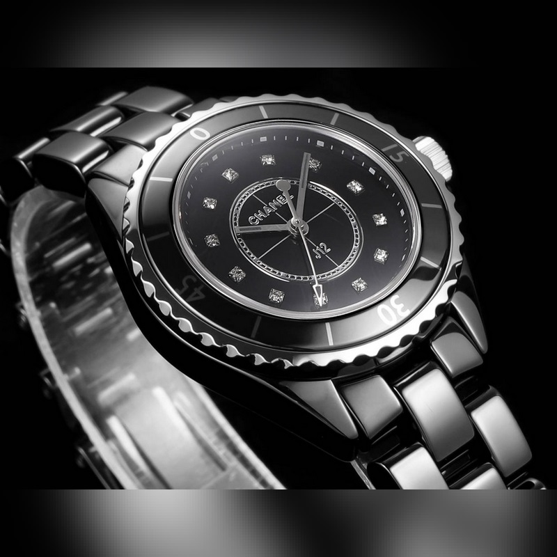 Chanel J12 33mm Replica Watch Super Ceramic Exquisite Craftsmanship-4