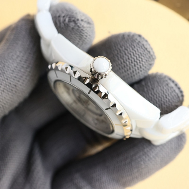 CHANEL J12 Series 33mm Swiss Movement Replica Watch-8