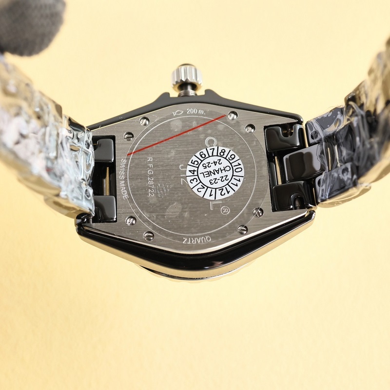 CHANEL J12 33mm Swiss Movement Luxury Replica Watch-6