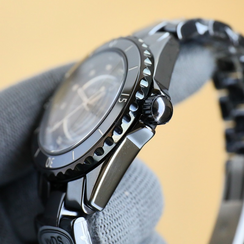 Chanel J12 Embroidered Pin Series H9762 Black Ceramic&18K Yellow Gold-6