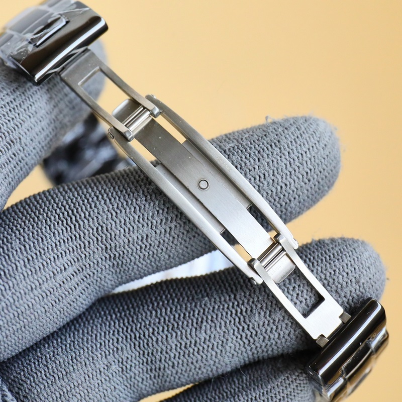 Chanel J12 Embroidered Pin Series H9762 Black Ceramic&18K Yellow Gold-8