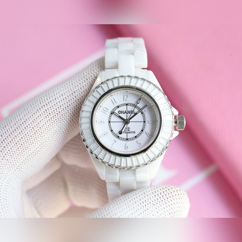 Chanel J12 33mm Super Ceramic Women's Replica Watch Masterpiece Quality-2