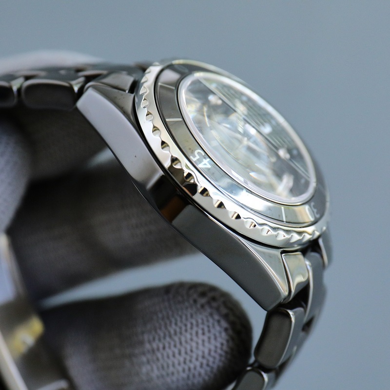 Chanel J12 33mm Super Ceramic Women's Replica Watch New Arrival-4