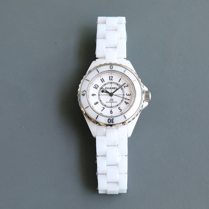 Chanel J12 33mm Super Ceramic Women's Replica Watch New Release-2