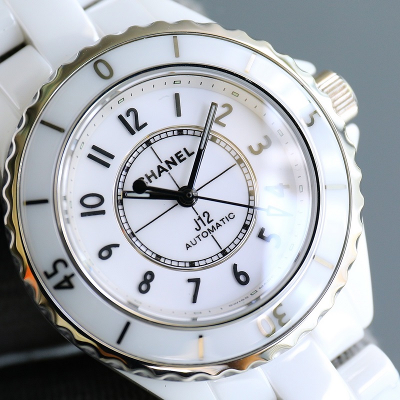 Chanel J12 33mm Super Ceramic Women's Replica Watch New Release-3