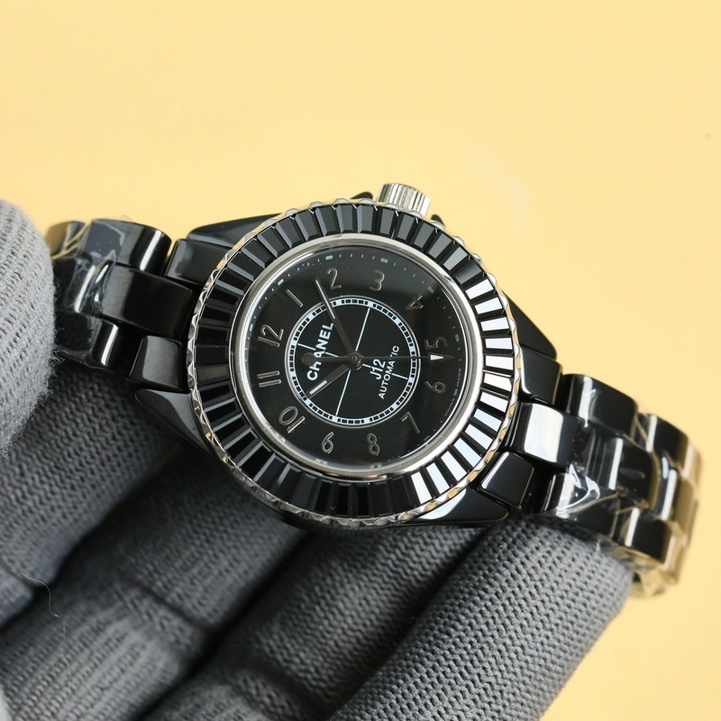 Chanel J12 33mm Replica Watch New Super Ceramic Luxury Craftsmanship-3
