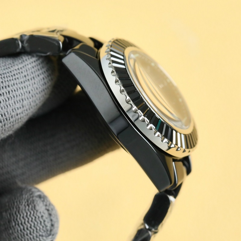 Chanel J12 33mm Replica Watch New Super Ceramic Luxury Craftsmanship-4