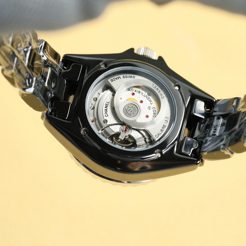 Chanel J12 33mm Replica Watch New Super Ceramic Luxury Craftsmanship-7