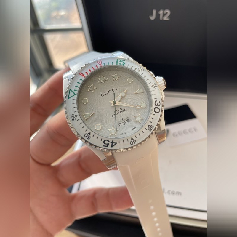 Gucci Dive Swiss Quartz Sapphire Glass Replica Watch-5