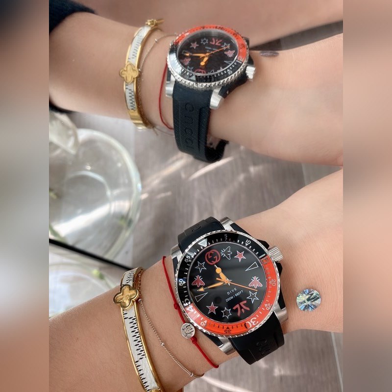 Gucci Dive Quartz Replica Watch 40mm Sapphire Glass Swiss Movement-7